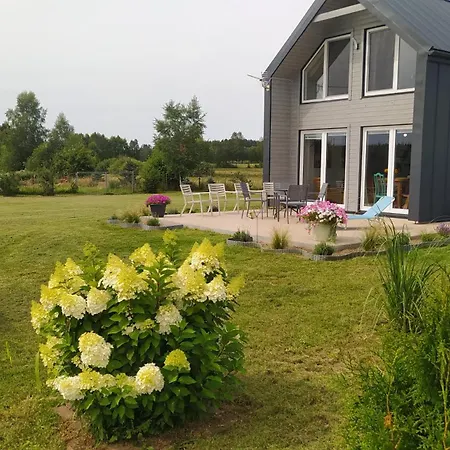 Na Trawie Holiday home Zitzmin