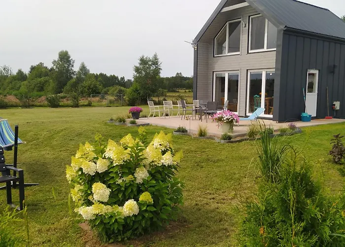 Na Trawie Сasa de vacaciones Zitzmin