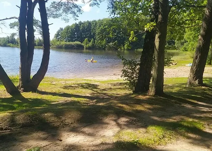 Na Trawie Сasa de vacaciones Zitzmin